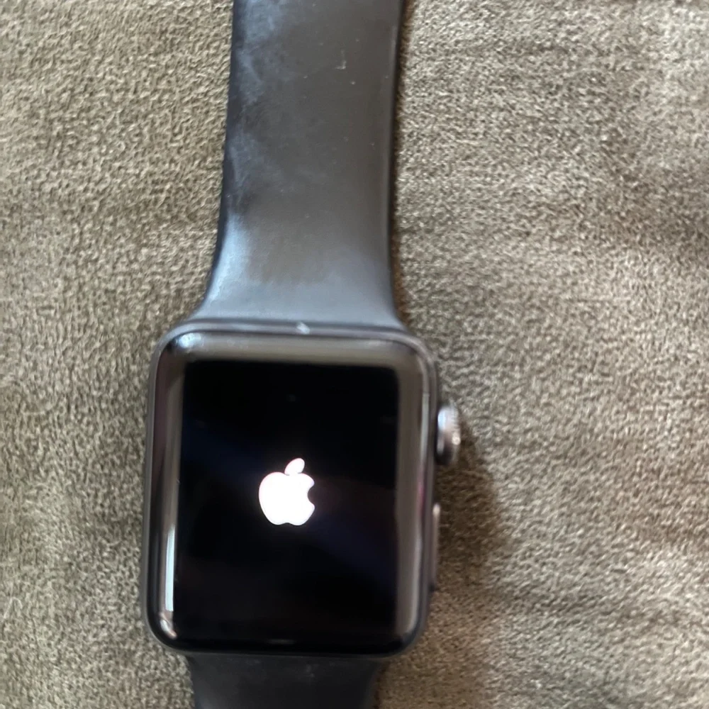 Apple Watch 38mm with cellular/GPS (Series 3)